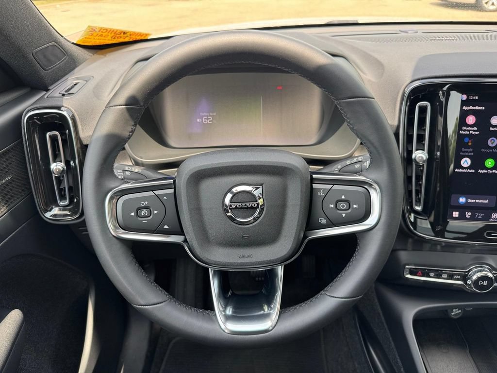 Certified 2023 Volvo XC40 Recharge Ultimate AWD/4WD image 11