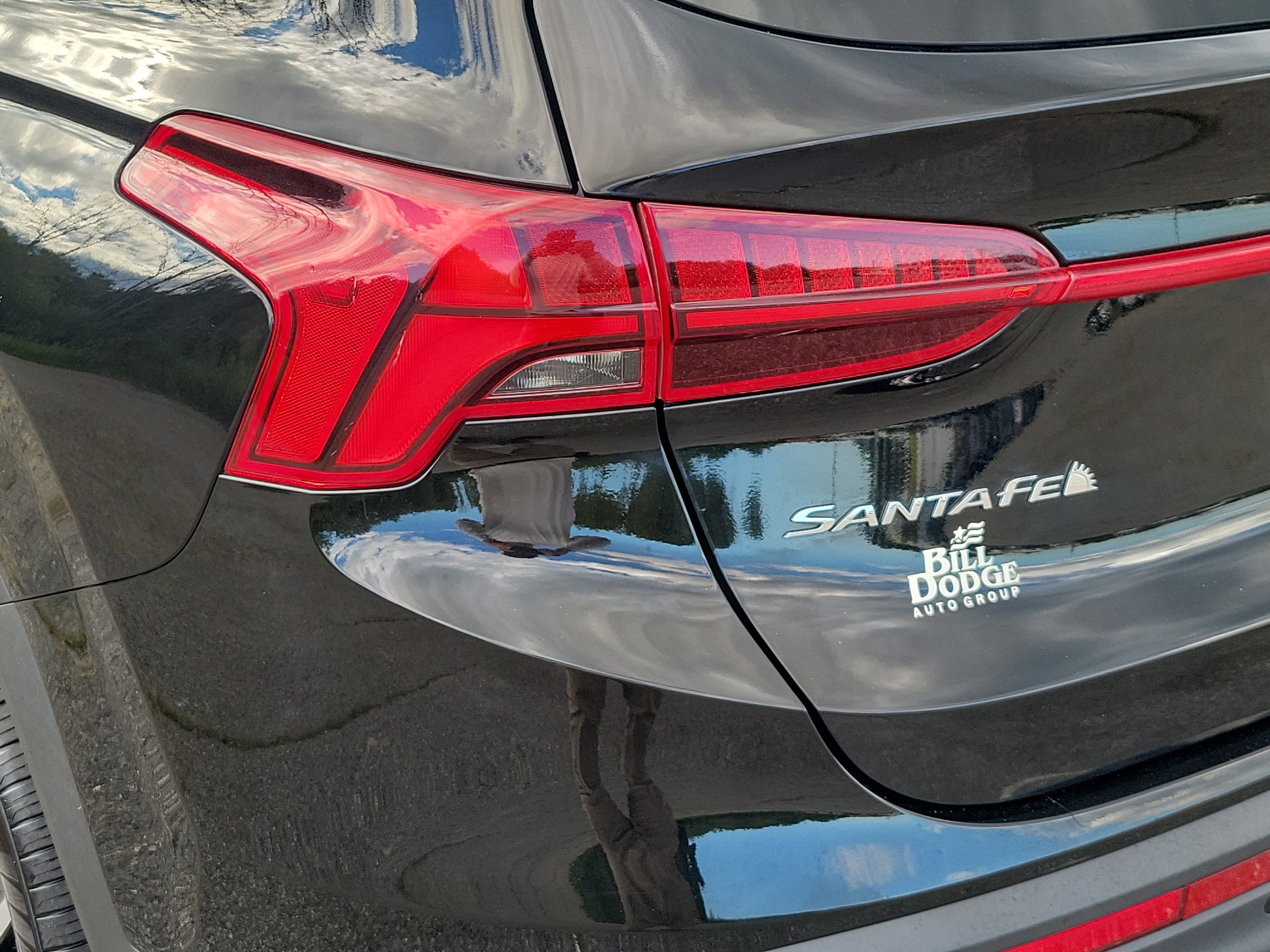 Used 2023 Hyundai Santa Fe SEL Premium w/ Cargo Package AWD/4WD image 11