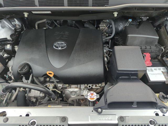 Used 2018 Toyota Sienna XLE AWD/4WD image 24