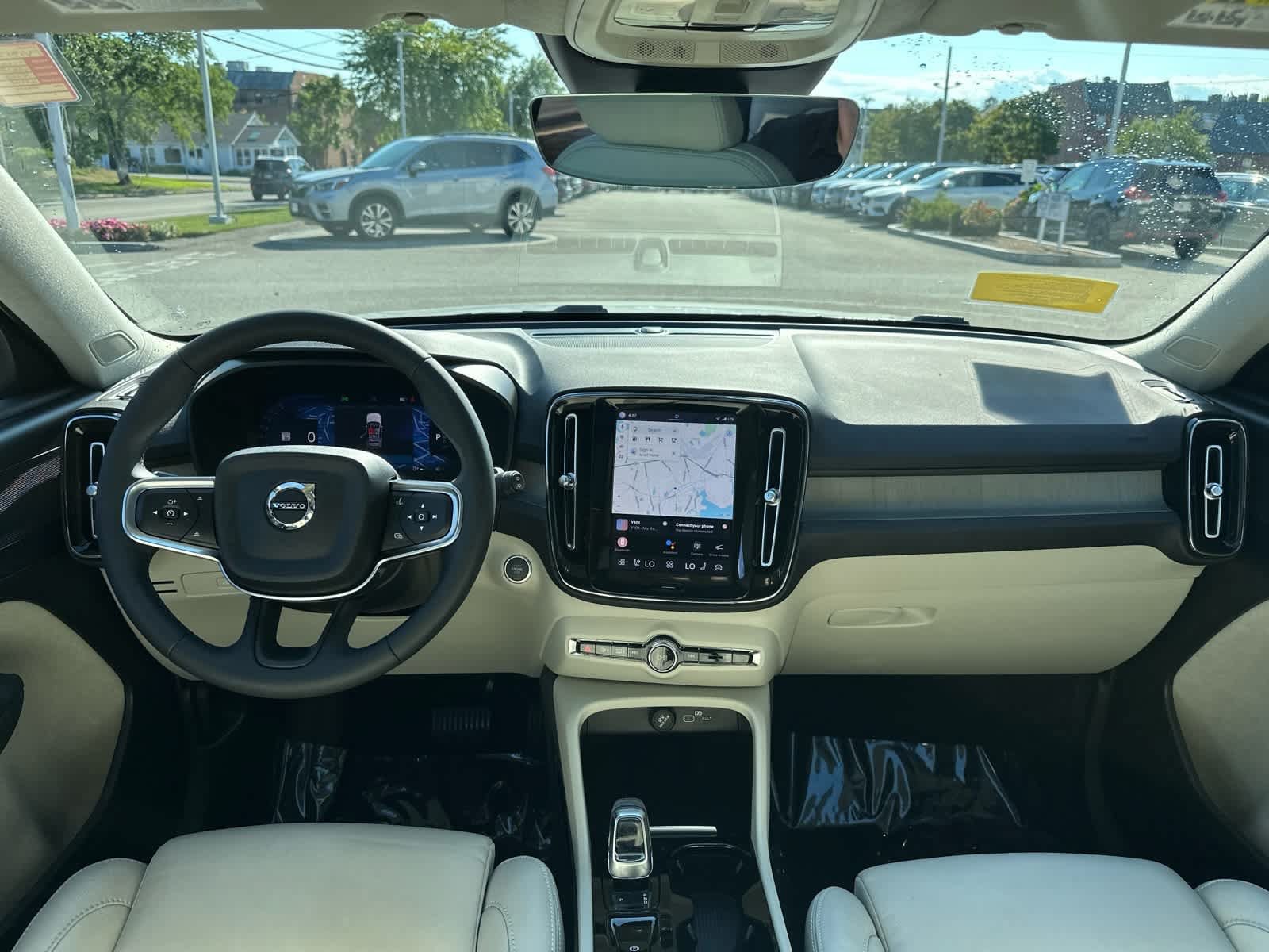 Used 2023 Volvo XC40 B5 Plus w/ Driver Assist Package AWD/4WD image 26