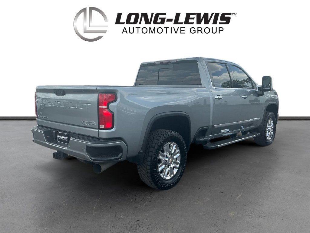 Used 2024 Chevrolet Silverado 2500 High Country w/ High Country Premium Package AWD/4WD image 7
