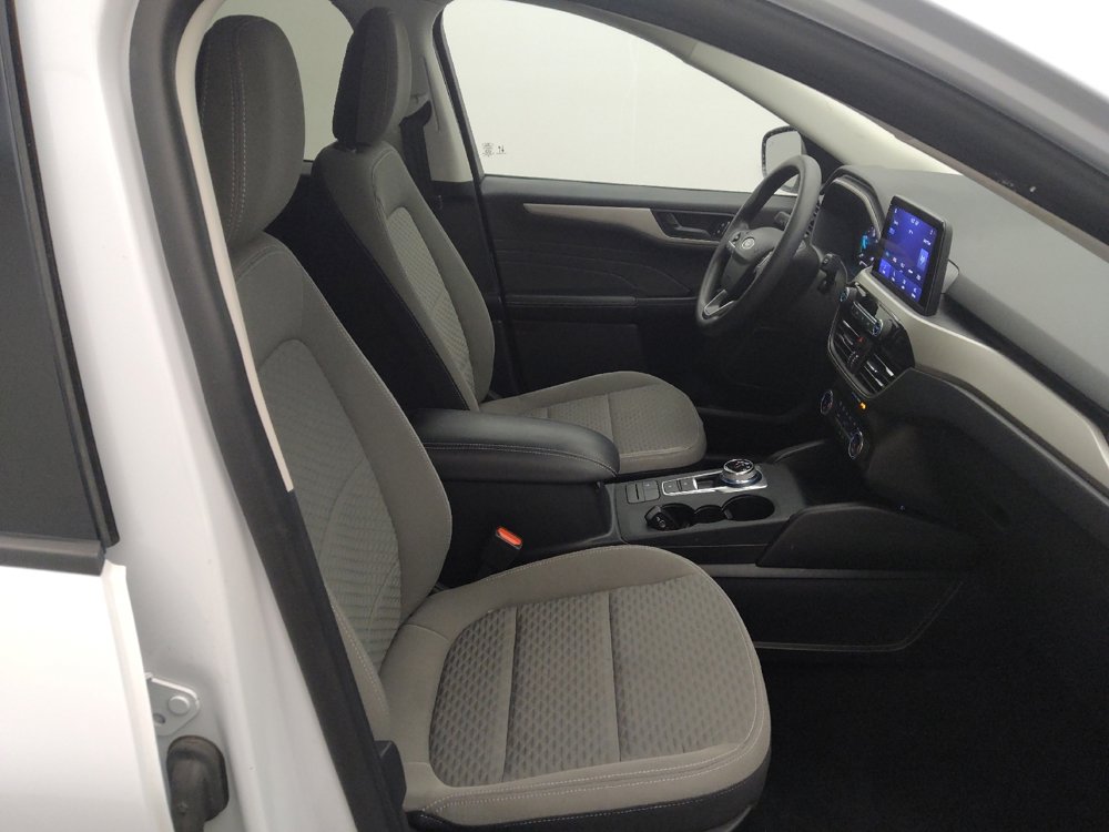 Used 2022 Ford Escape SE image 21