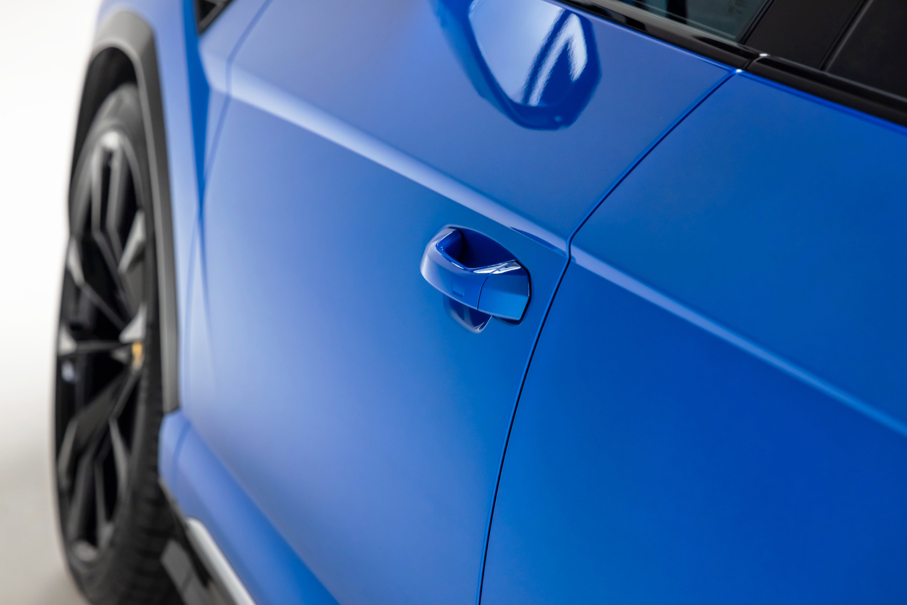 Used 2019 Lamborghini Urus image 32