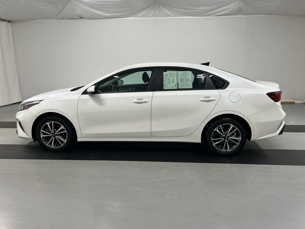 Certified 2024 Kia Forte LXS image 7