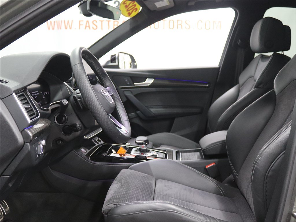 Used 2023 Audi SQ5 Prestige w/ Prestige Package AWD/4WD image 12