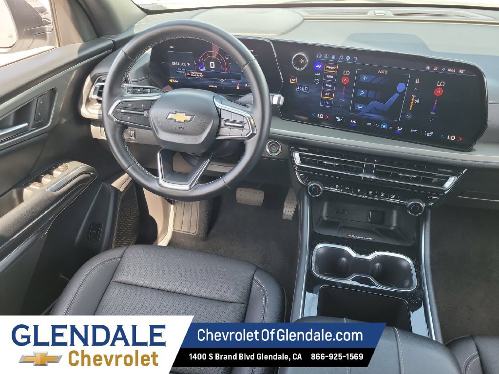 Used 2026 Chevrolet Traverse LT FWD image 15