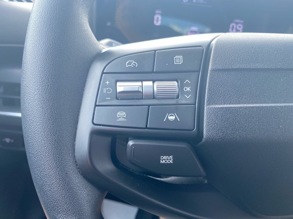 Certified 2025 Kia K4 FWD image 37