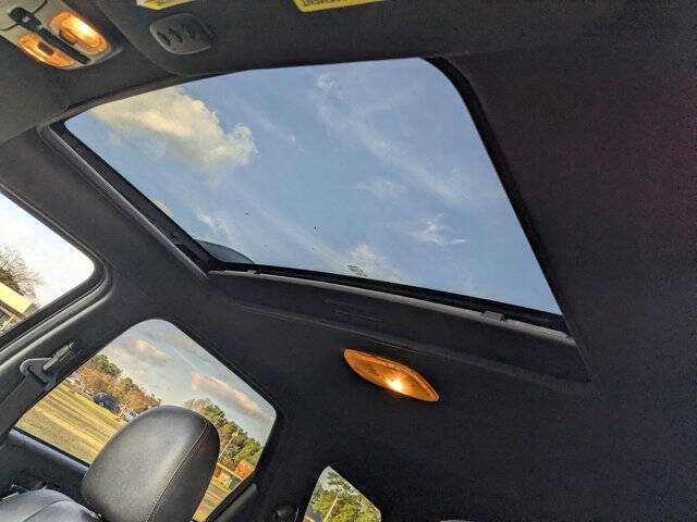 Used 2010 Mercury Mariner Premier image 17