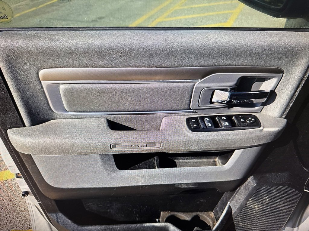 Used 2015 RAM 1500 Lone Star image 9