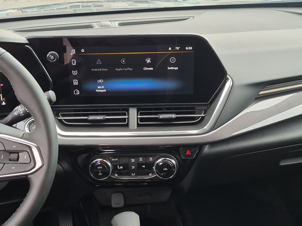 New 2026 Chevrolet Trax ACTIV w/ Driver Confidence Package FWD image 13