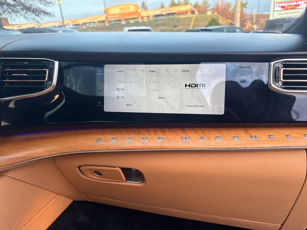 Used 2024 Jeep Grand Wagoneer Series III w/ Flexible Seating Group image 31