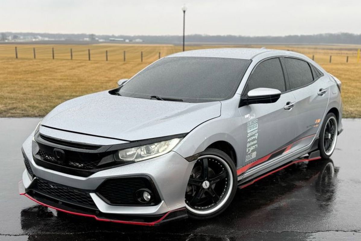 Used 2018 Honda Civic Sport image 1
