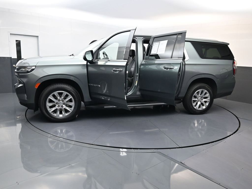 Used 2023 Chevrolet Suburban Premier image 24
