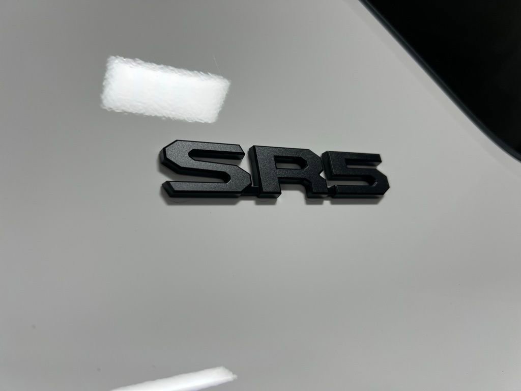 New 2026 Toyota 4Runner SR5 AWD/4WD image 7