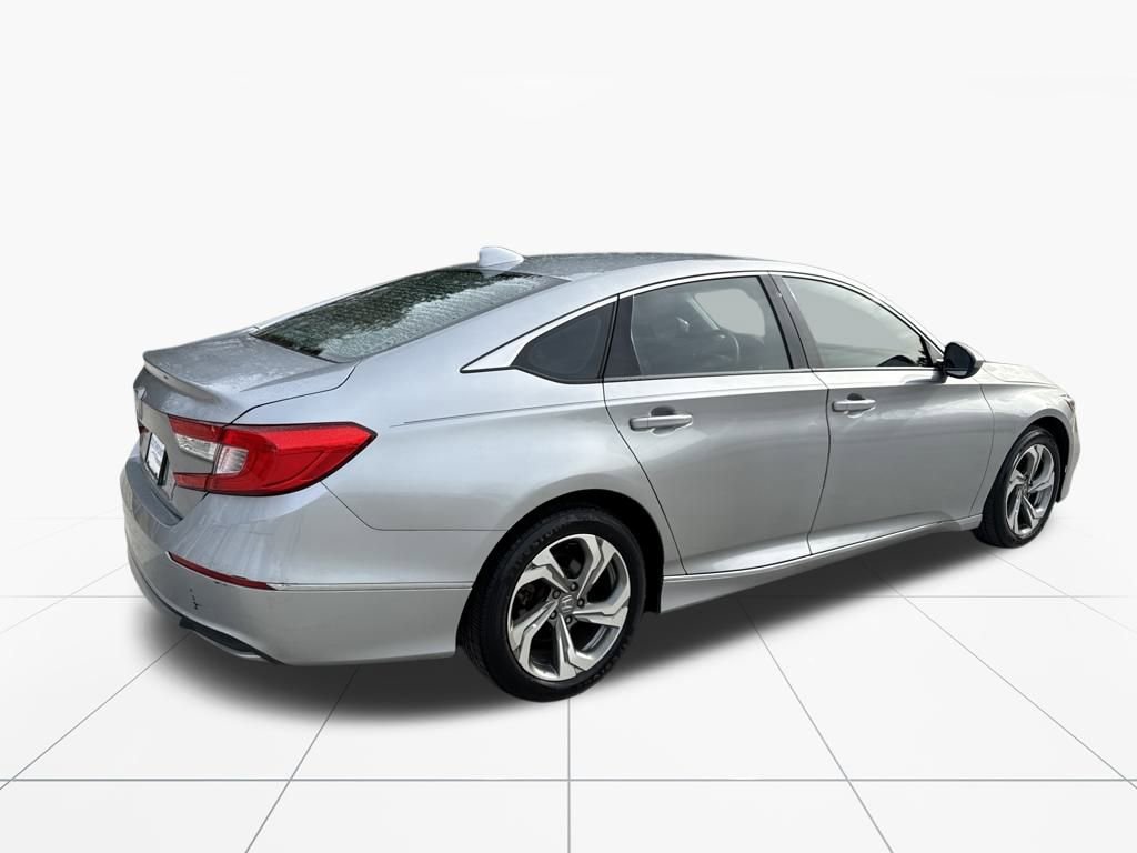 Used 2019 Honda Accord EX image 9