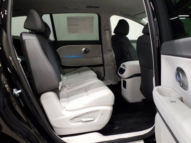 New 2026 Hyundai Ioniq 9 SEL image 17