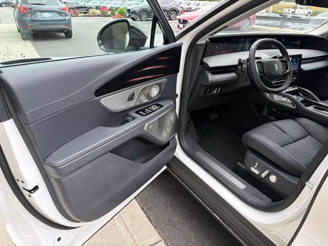 New 2026 Lincoln Nautilus Reserve AWD/4WD image 11