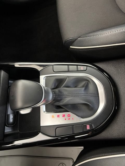 Used 2022 Kia Forte GT-Line w/ GT-Line Technology Package FWD image 19