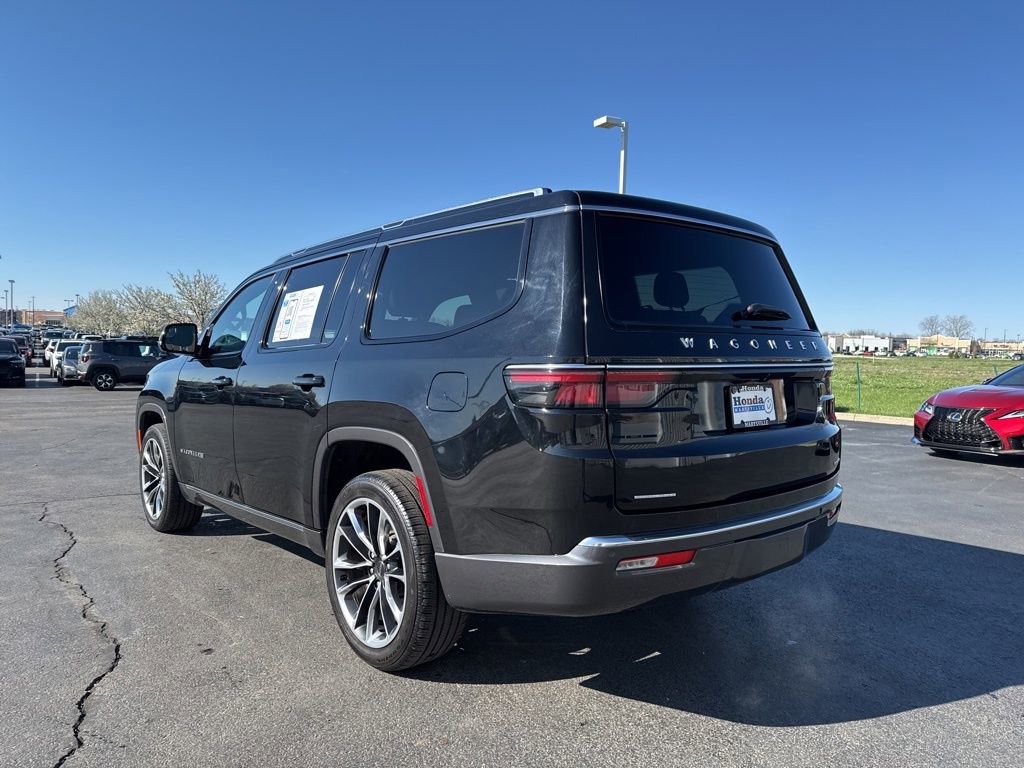 Used 2022 Jeep Wagoneer Series III w/ Premium Group I AWD/4WD image 3