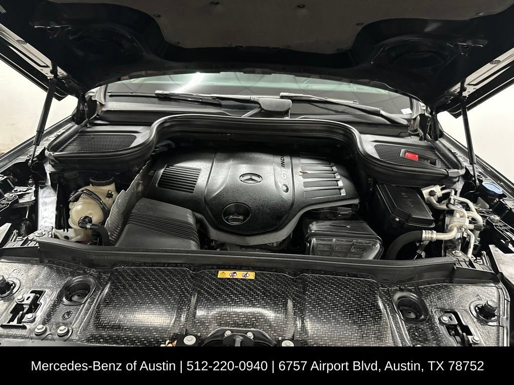 Used 2022 Mercedes-Benz GLS 450 4MATIC image 13