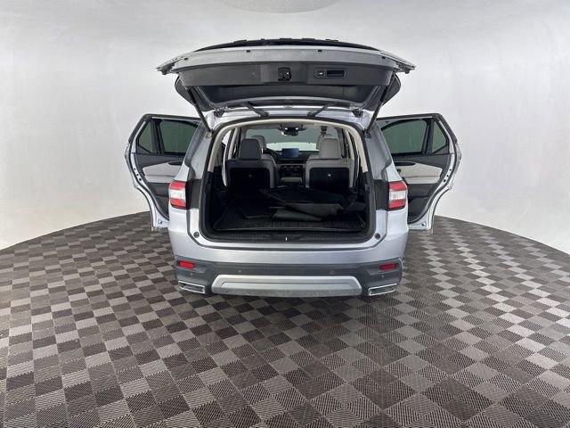 Certified 2023 Honda Pilot Touring image 19