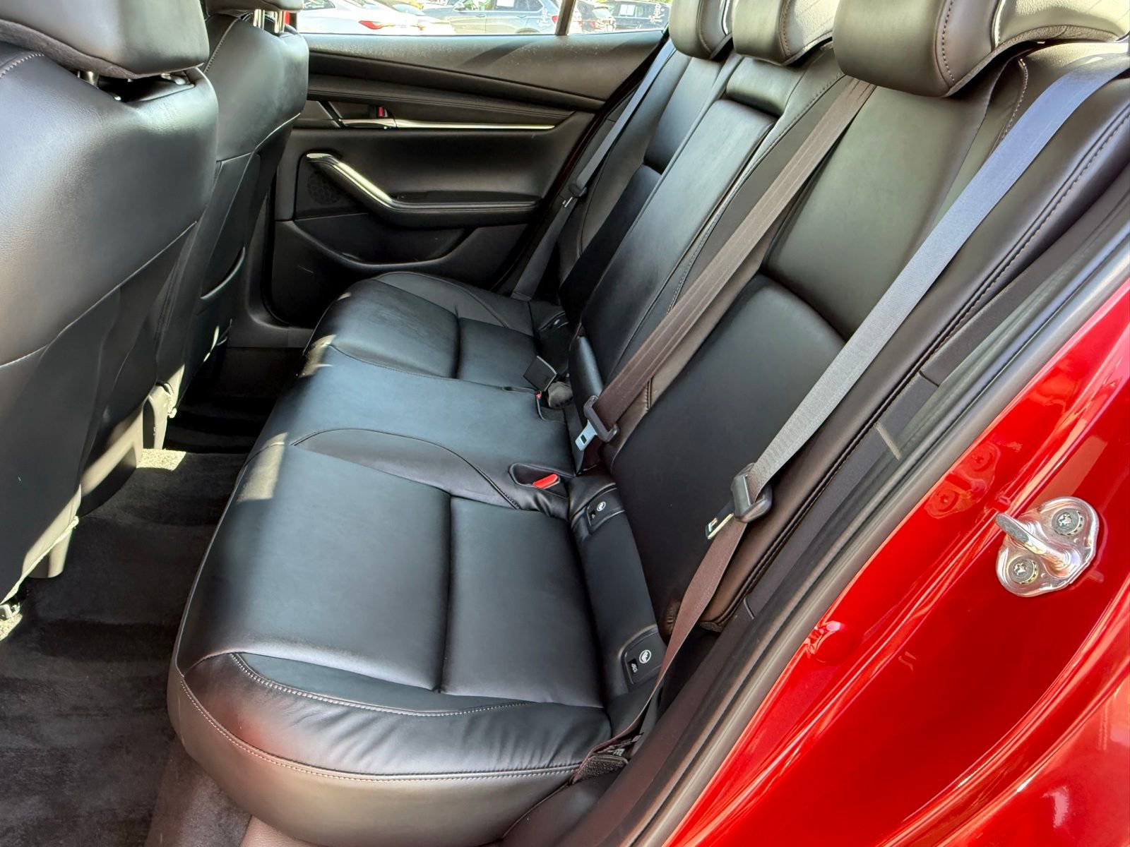 Used 2025 MAZDA MAZDA3 s image 34