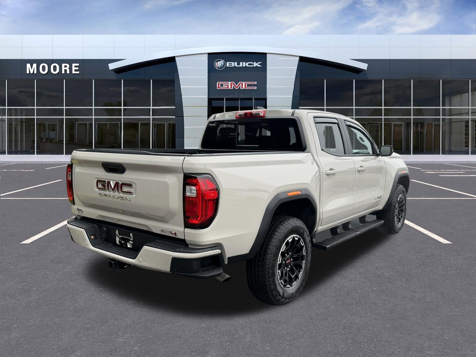 Used 2026 GMC Canyon AT4 AWD/4WD image 3