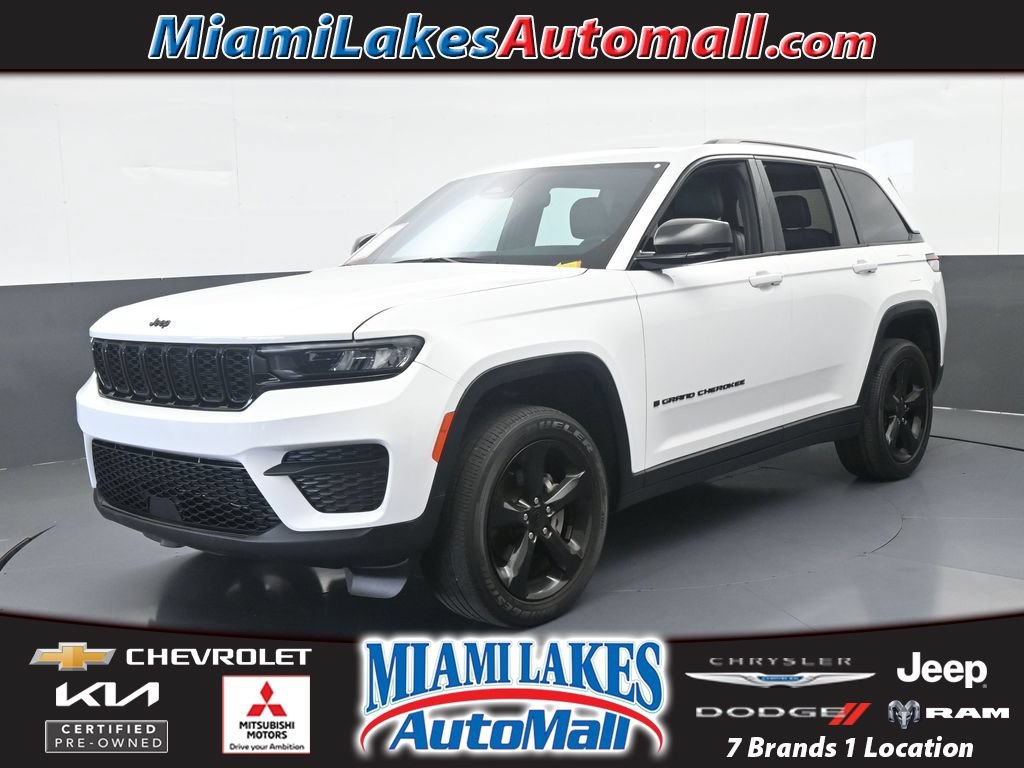 Used 2024 Jeep Grand Cherokee Altitude RWD 360° Tour