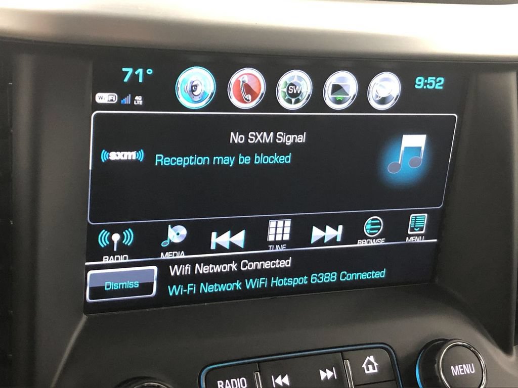 Used 2018 GMC Acadia SLT w/ LPO, Cargo Package AWD/4WD image 17