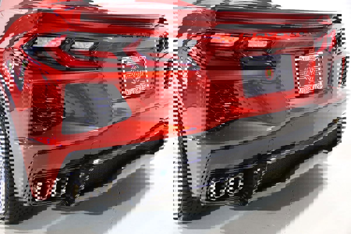 Used 2024 Chevrolet Corvette Stingray Premium Conv w/ Stealth Interior Trim Package image 70