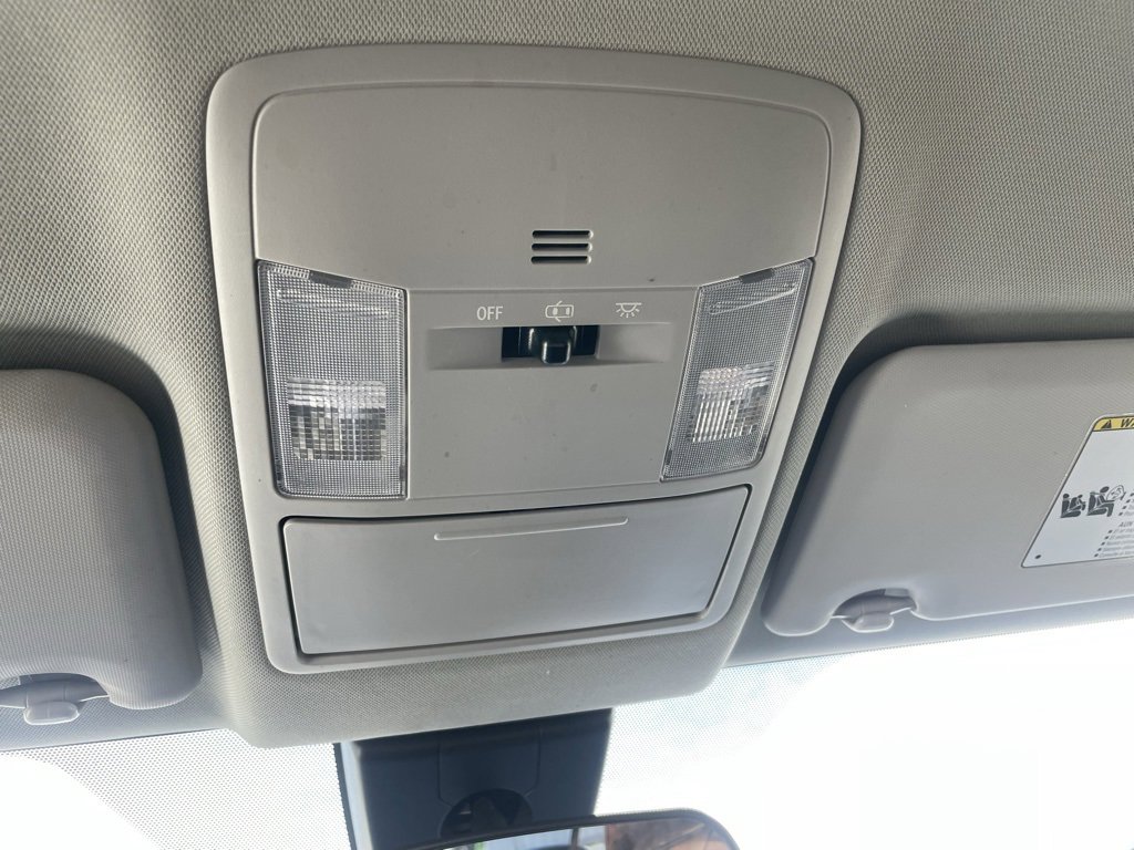 Used 2018 Toyota RAV4 LE image 45