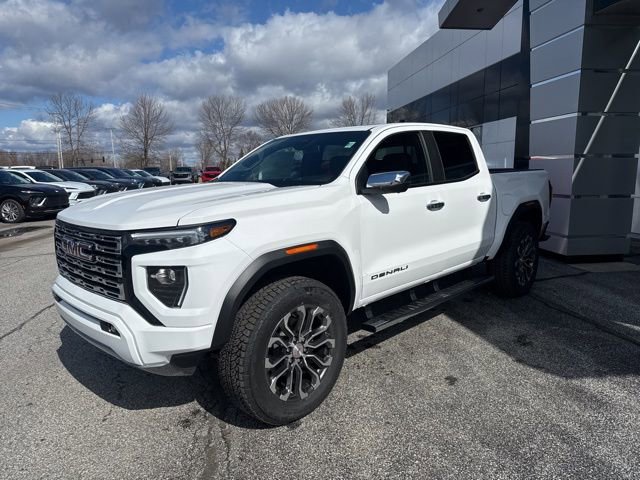 New 2026 GMC Canyon Denali image 3