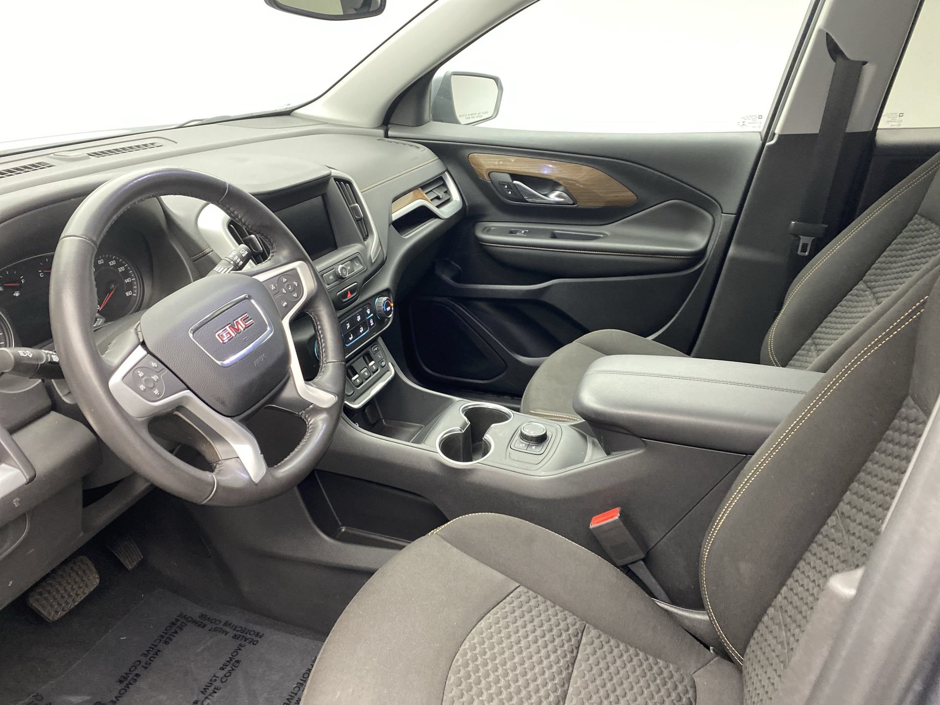Used 2020 GMC Terrain SLE FWD image 10