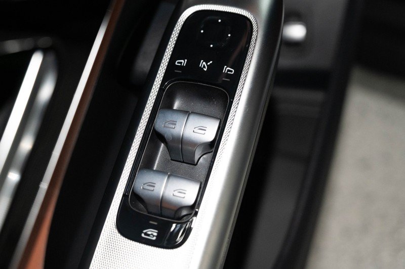 New 2027 Mercedes-Benz GLC 300 4MATIC image 21