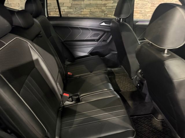 Used 2024 Volkswagen Tiguan SE R-Line image 33