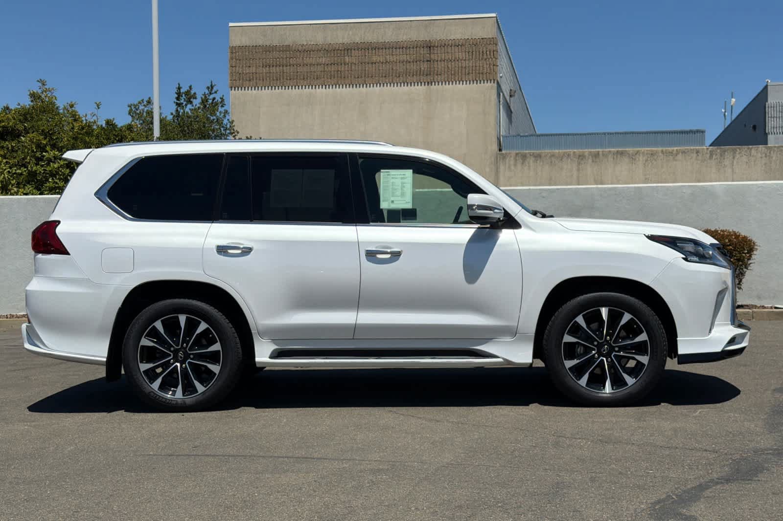 Certified 2021 Lexus LX 570 4WD w/ Sport Package image 6