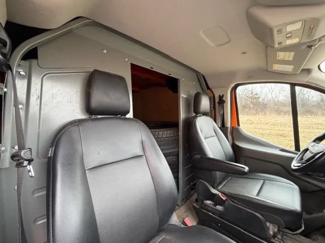 Used 2021 Ford Transit 150 Low Roof RWD image 9