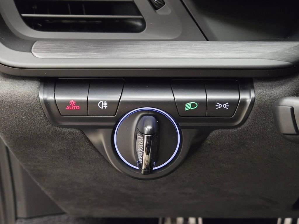 Used 2022 Porsche 911 GT3 RWD image 41