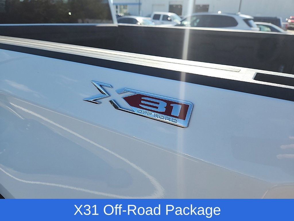 Used 2023 GMC Sierra 1500 Elevation AWD/4WD image 15