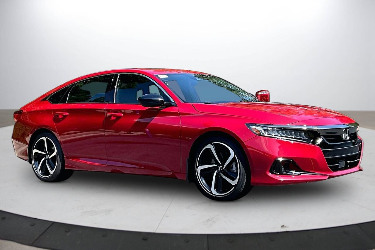 Used 2021 Honda Accord Sport image 2