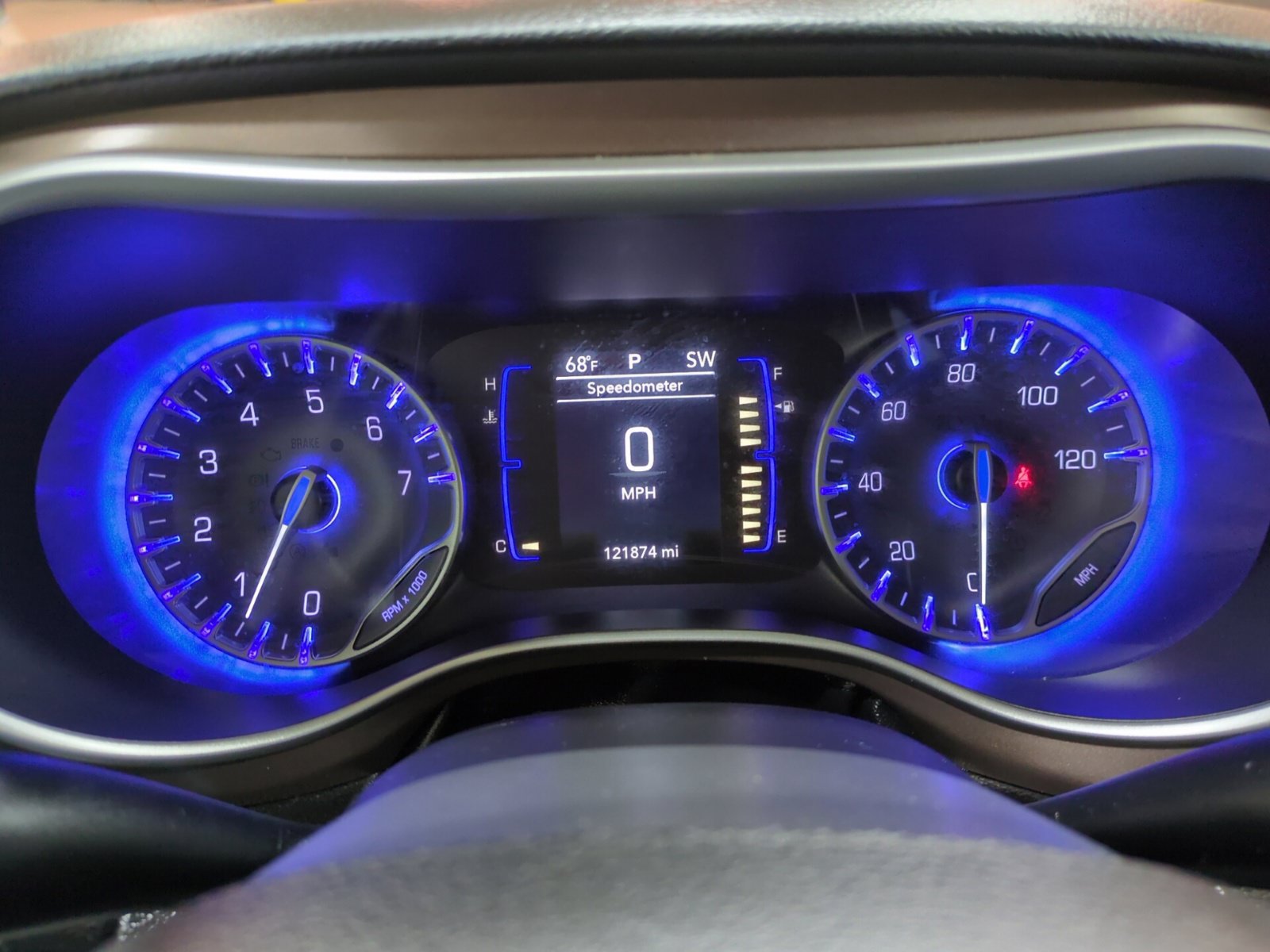 Used 2018 Chrysler Pacifica Touring-L FWD image 24