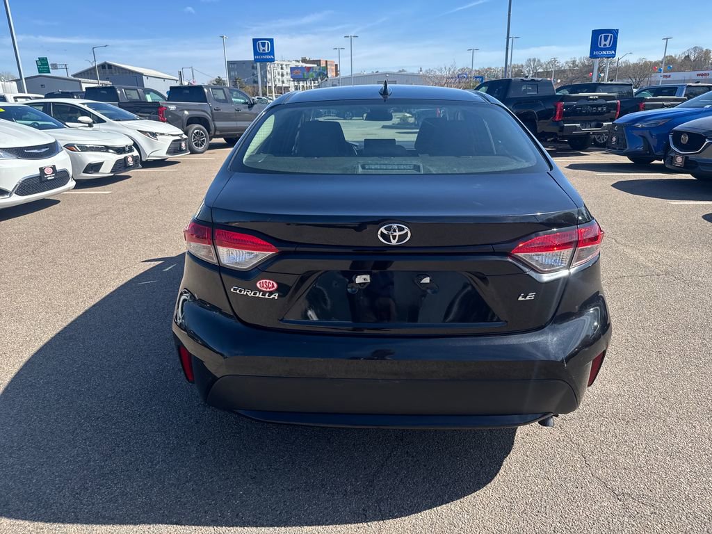 Used 2020 Toyota Corolla LE FWD image 6