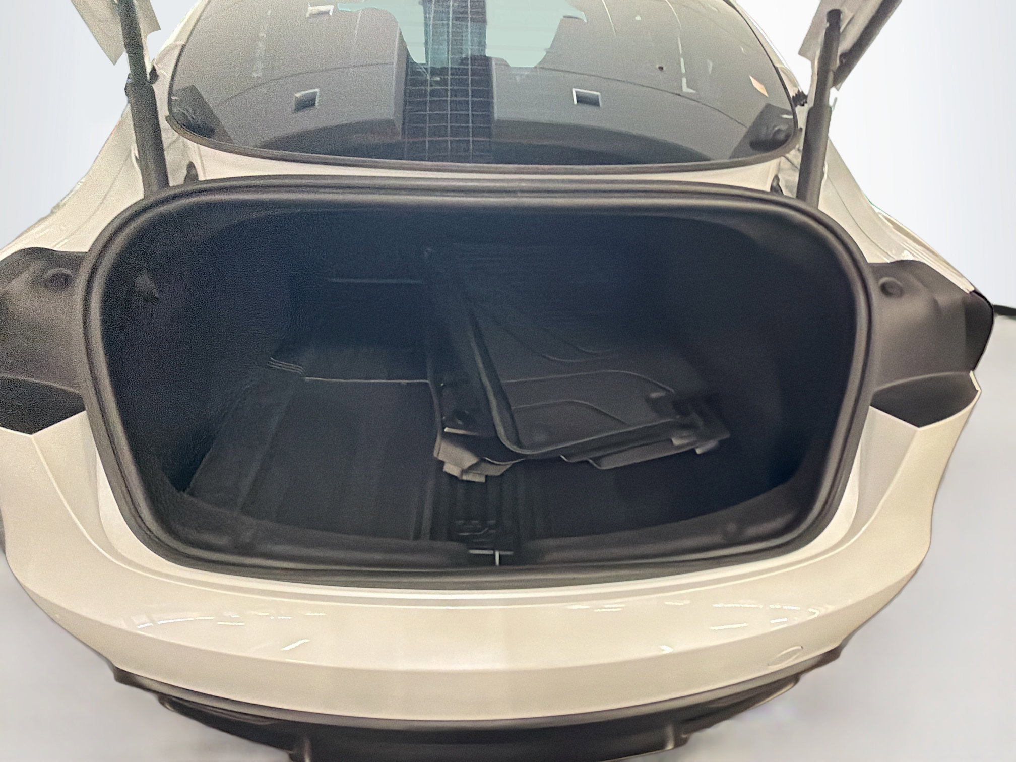 Used 2025 Tesla Model 3 Performance AWD/4WD image 31