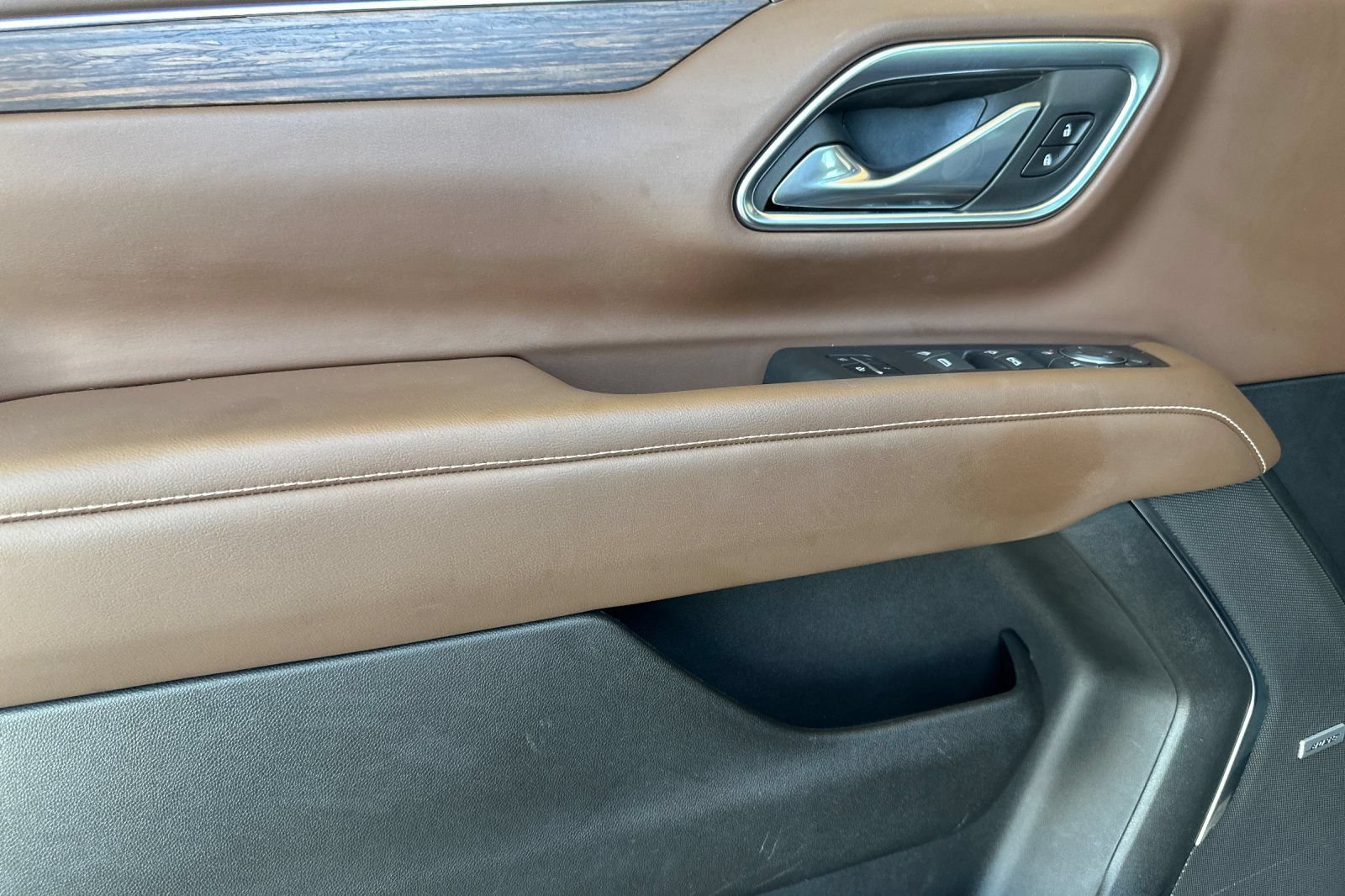 Certified 2023 Chevrolet Tahoe High Country w/ Premium Package AWD/4WD image 11