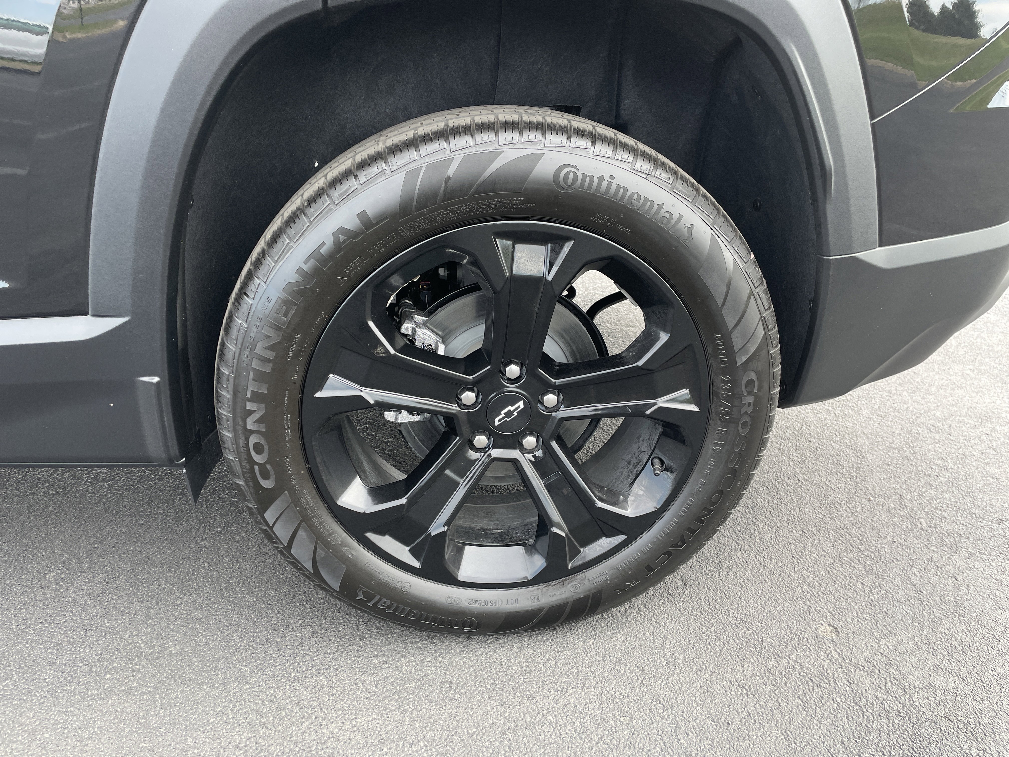 Certified 2026 Chevrolet Equinox LT w/ Midnight Edition FWD image 27