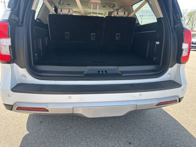 Used 2024 Ford Expedition Max XLT image 26