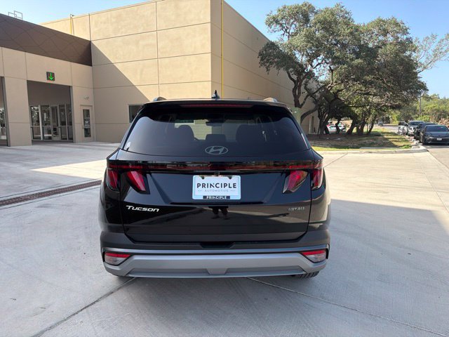 New 2026 Hyundai Tucson SEL Plus FWD image 3