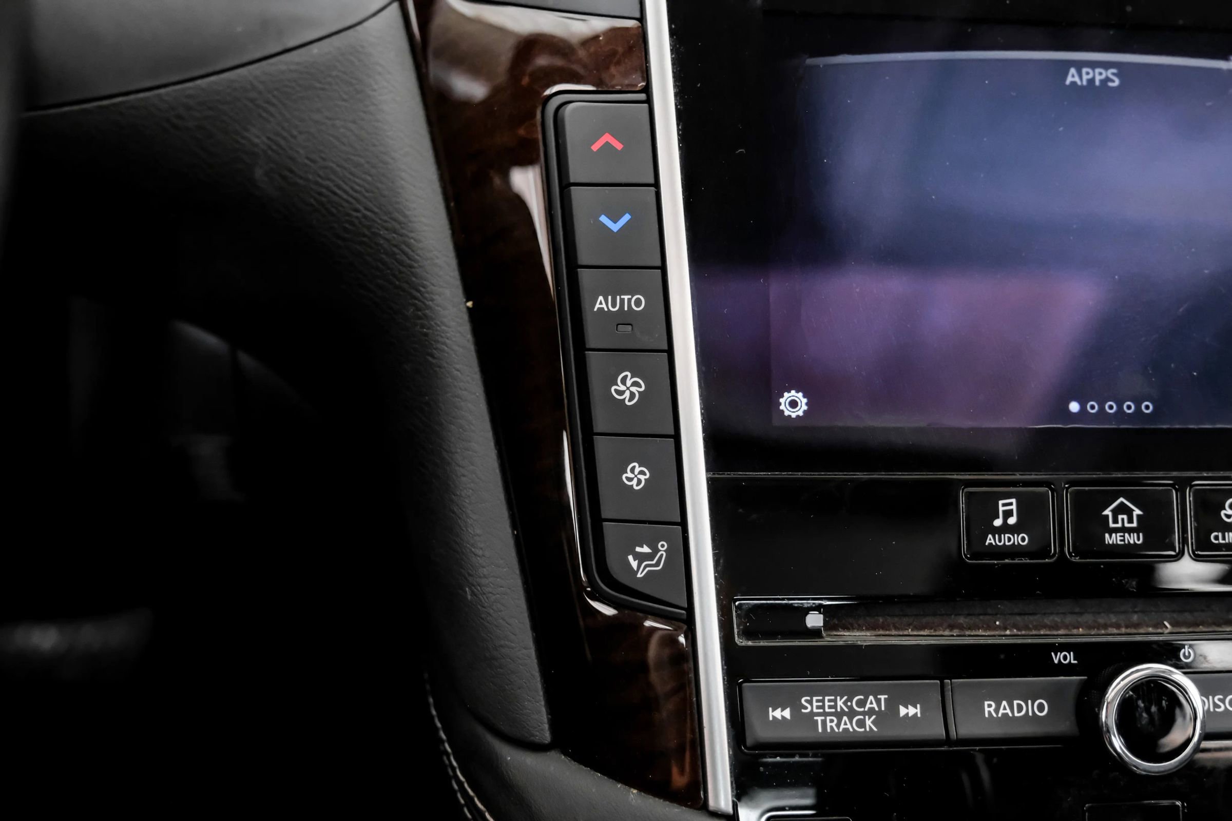 Used 2017 INFINITI Q50 3.0t Premium w/ Driver Assistance Package image 24