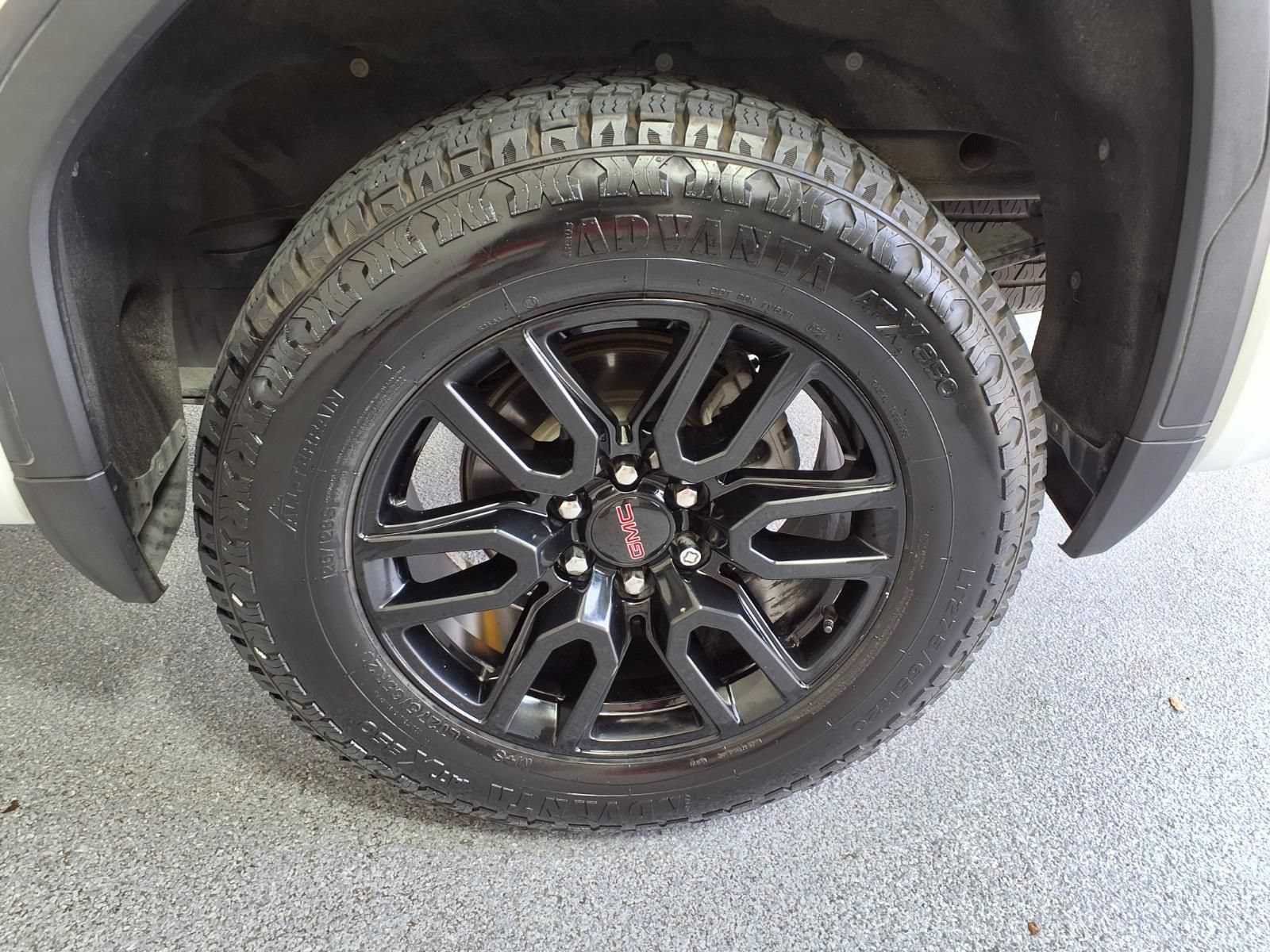 Used 2020 GMC Sierra 1500 Elevation w/ Elevation Value Package RWD image 19