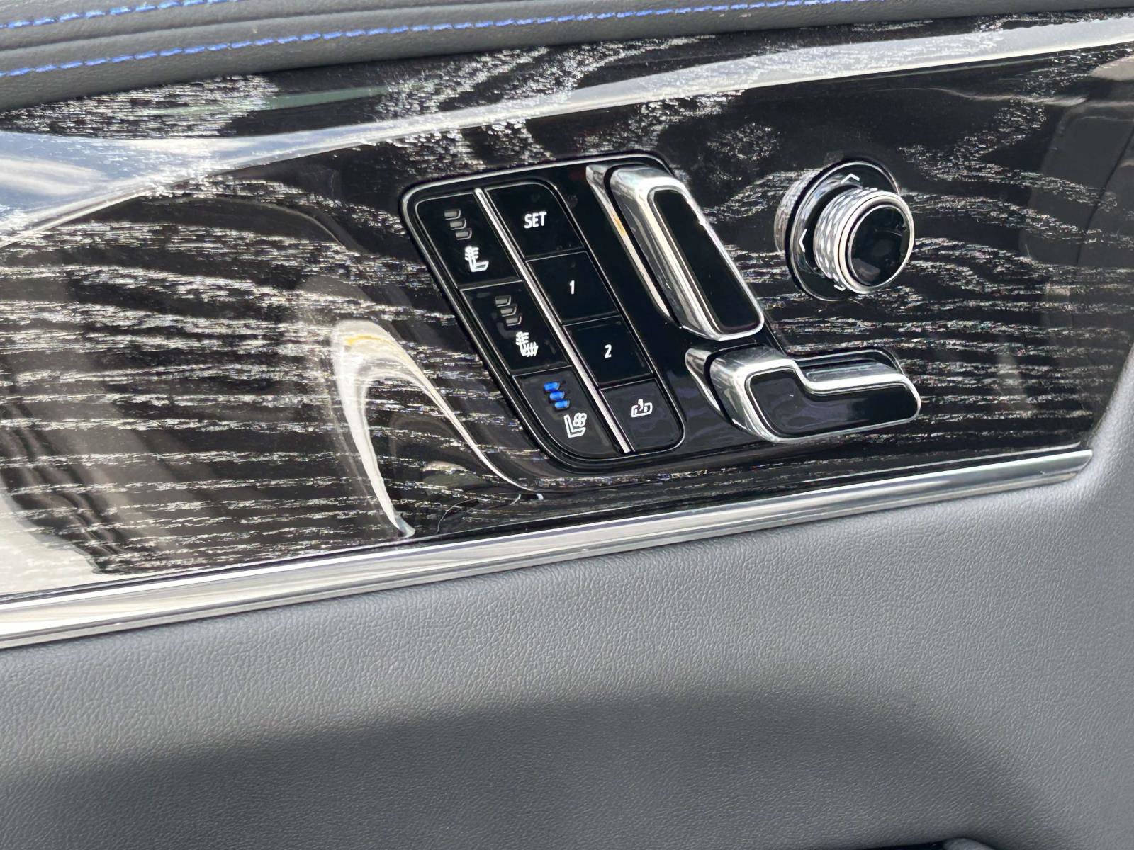 New 2026 Cadillac Escalade IQL Sport 1 AWD/4WD image 18
